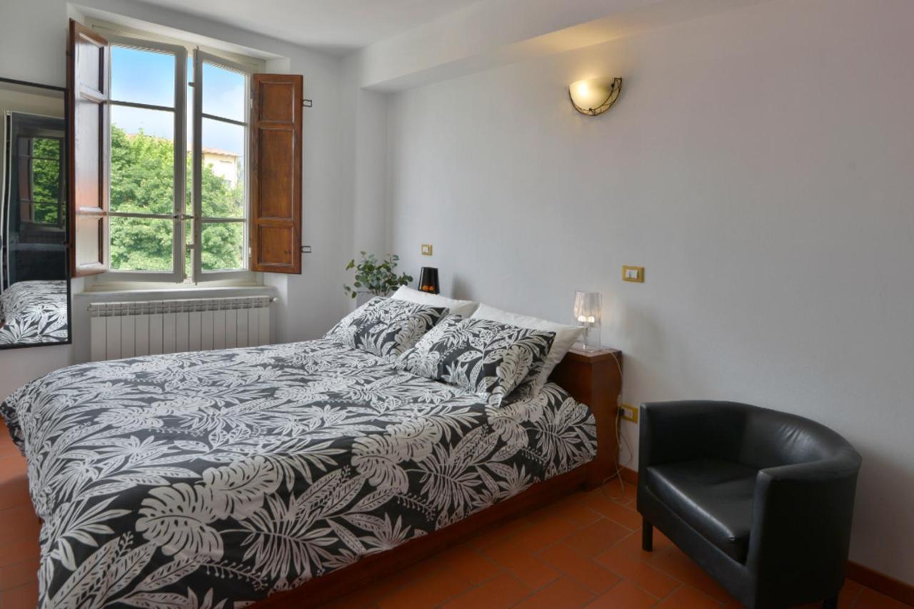 Charme Con Parcheggio Daire Lucca Dış mekan fotoğraf