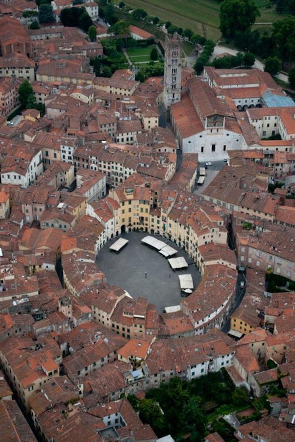 Charme Con Parcheggio Daire Lucca Dış mekan fotoğraf