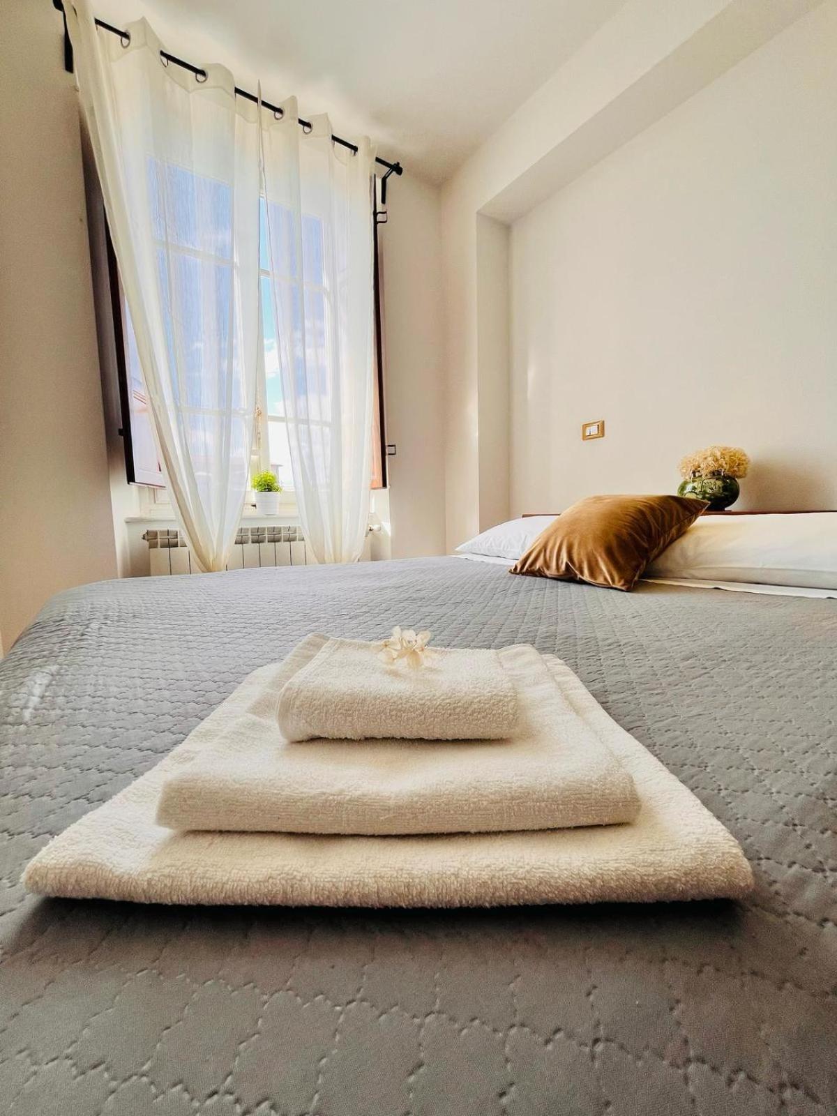 Charme Con Parcheggio Daire Lucca Dış mekan fotoğraf
