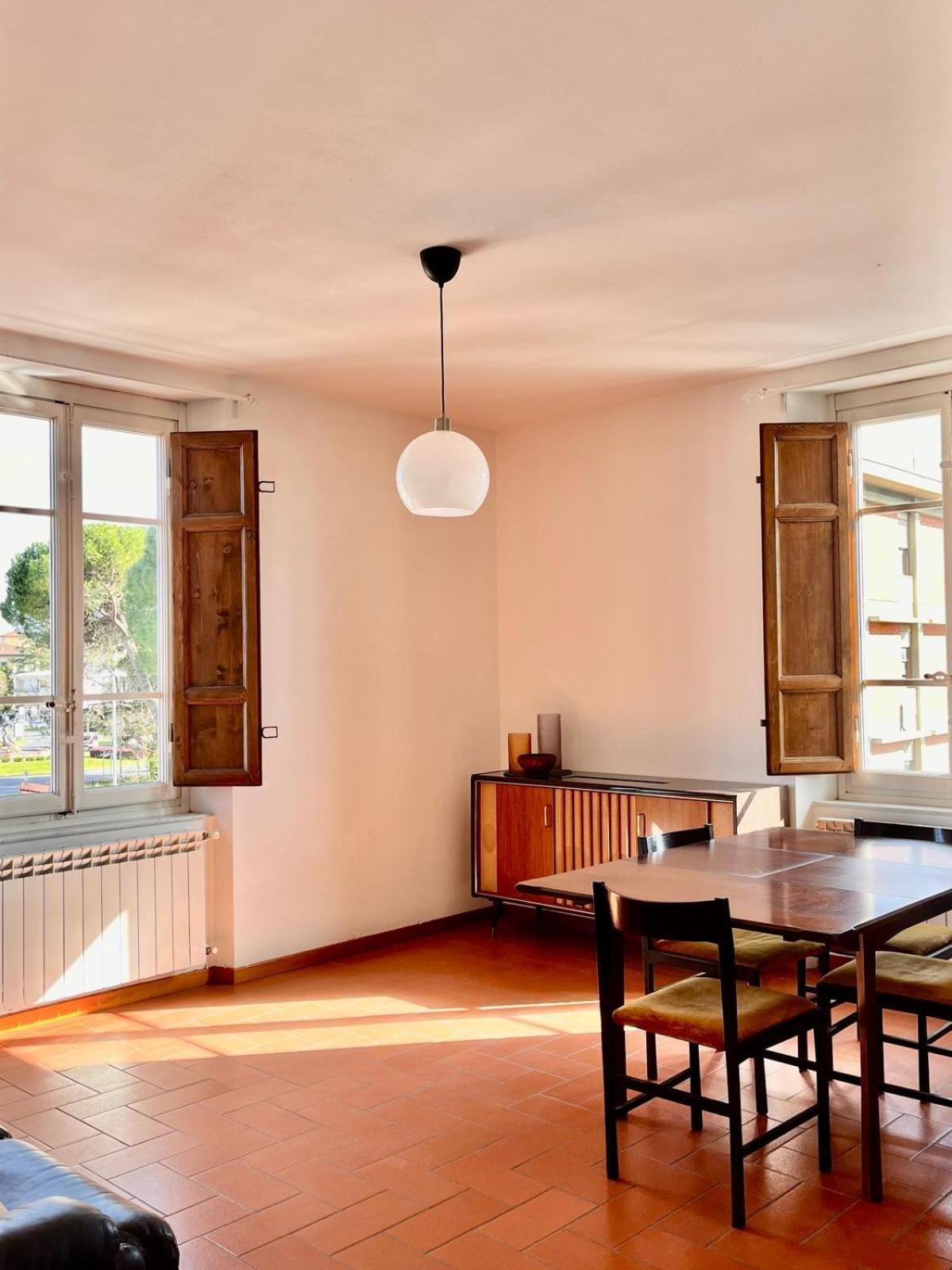 Charme Con Parcheggio Daire Lucca Dış mekan fotoğraf