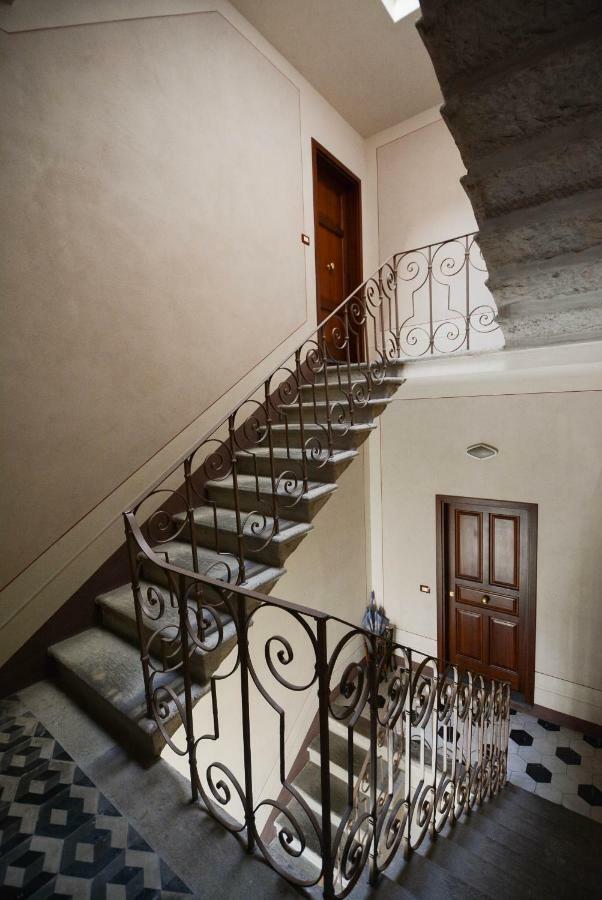 Charme Con Parcheggio Daire Lucca Dış mekan fotoğraf