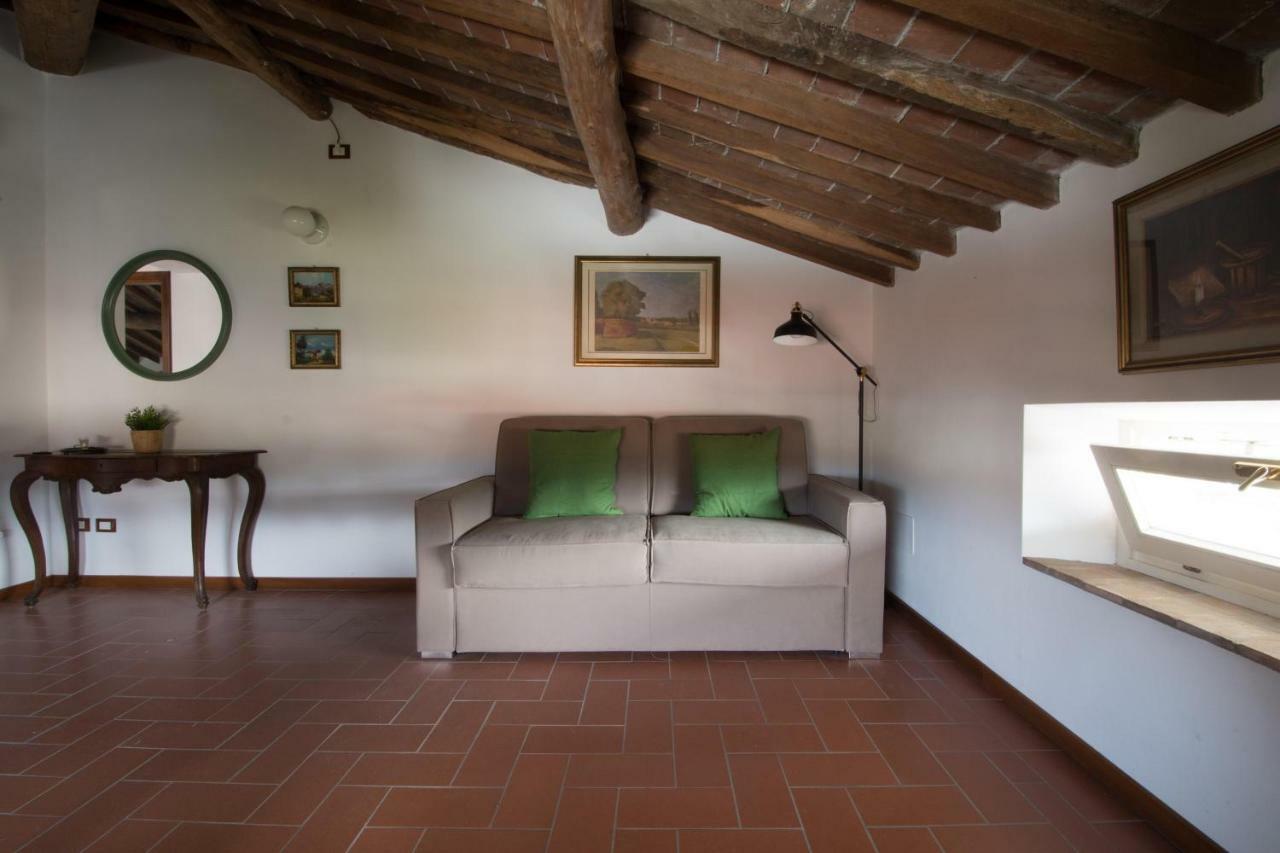 Charme Con Parcheggio Daire Lucca Dış mekan fotoğraf