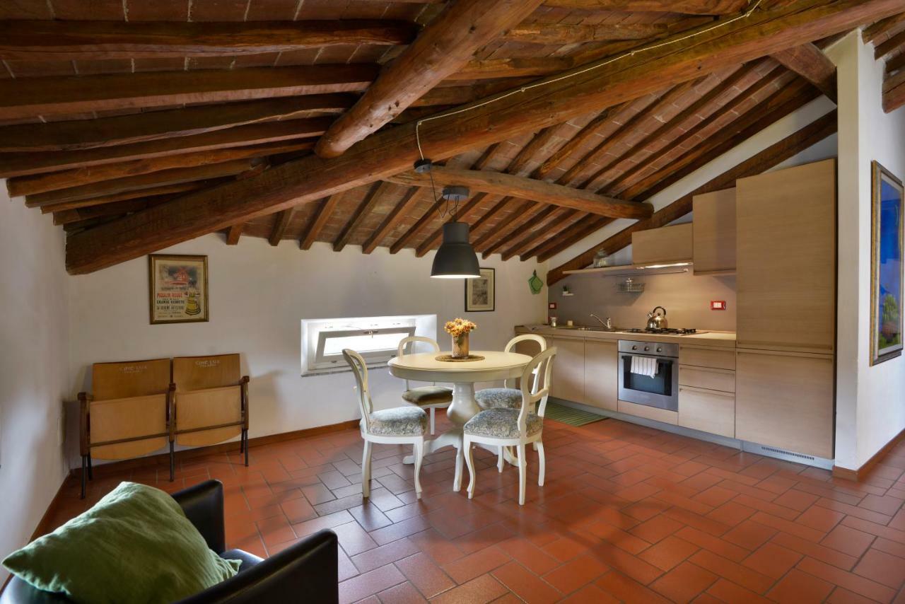 Charme Con Parcheggio Daire Lucca Dış mekan fotoğraf