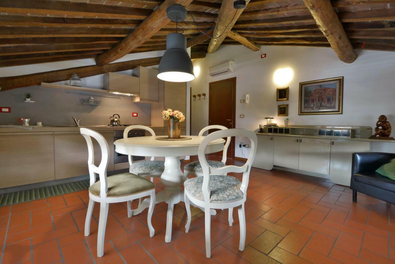 Charme Con Parcheggio Daire Lucca Dış mekan fotoğraf